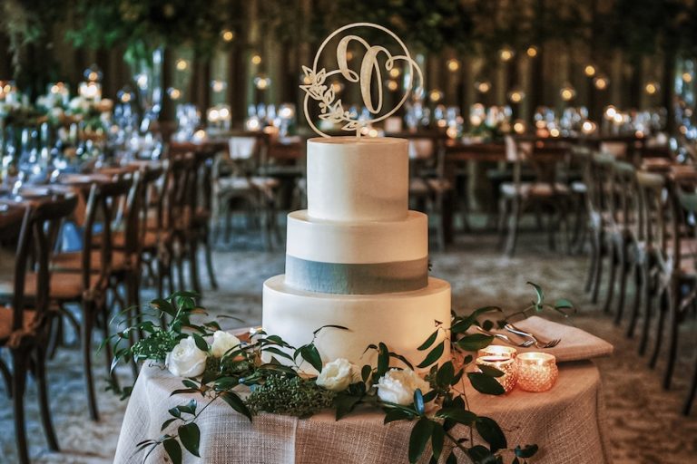 Order a wedding cake